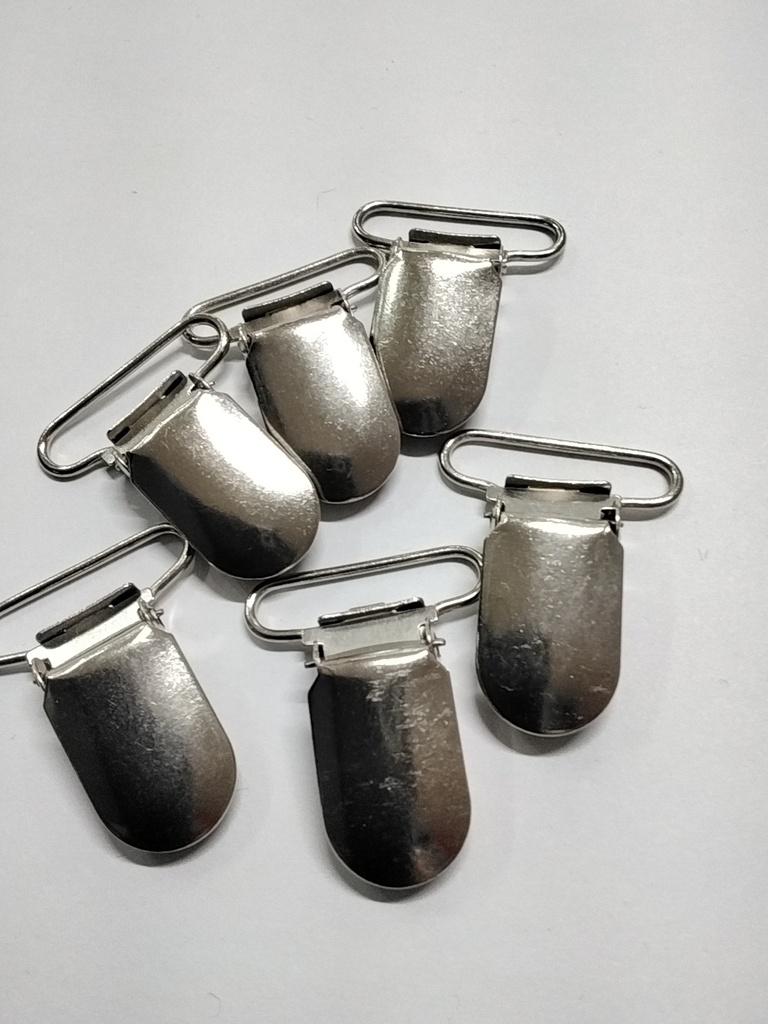 CLIPS PORTA CHUPETE DE METAL CON HUECO PAQ 6 PZS