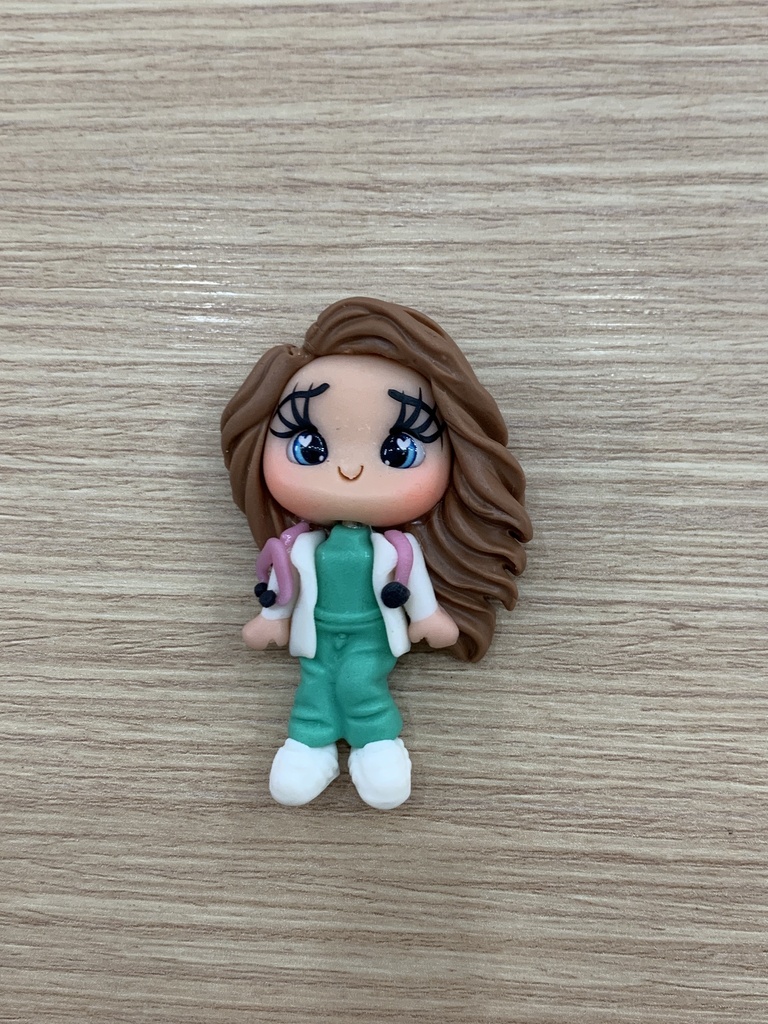 APLIQUE PORCELANA FRÍA NIÑA DOCTORA