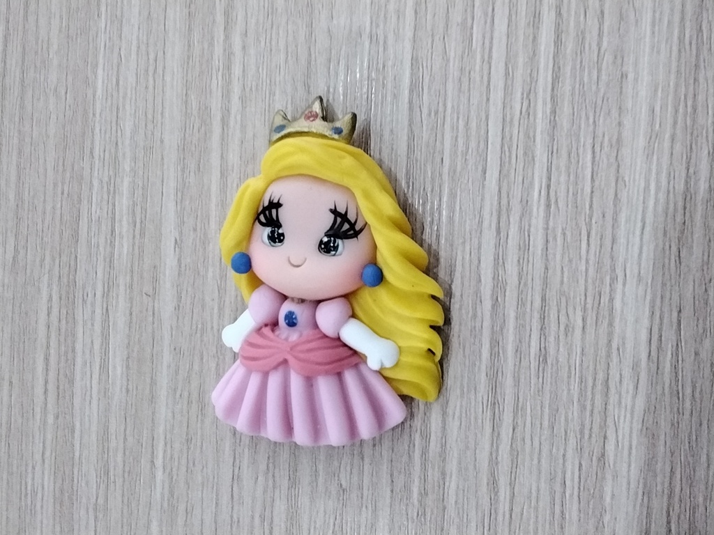 APLIQUE PORCELANA FRÍA  PRINCESA PEACH 5CM