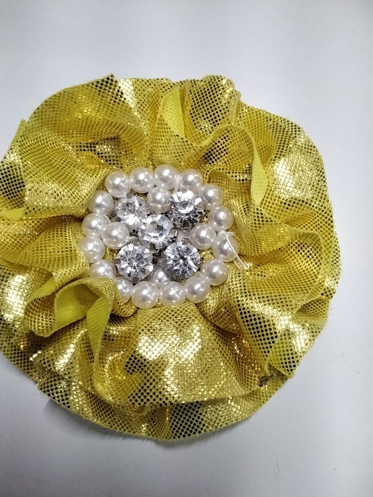 FLORES CENTRO CON PERLAS Y CRISTAL 8-9cm REDONDA BRILLANTE 