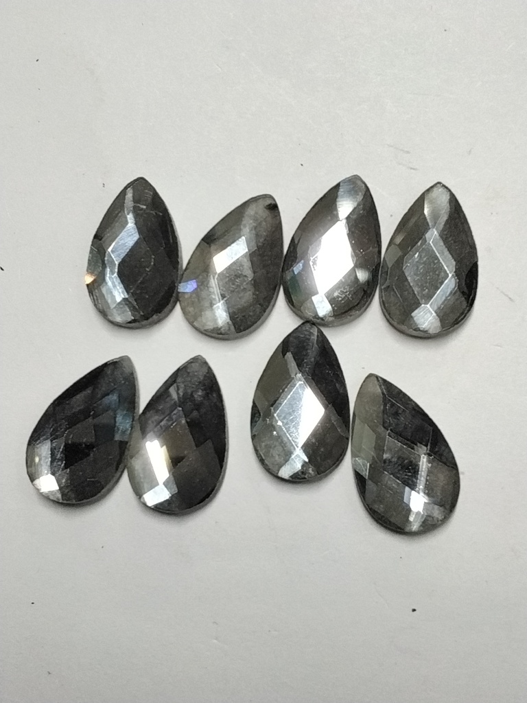 GOTAS DE VIDRIO ALARGADAS SIN BASE 18mm PAQ 4 PARES