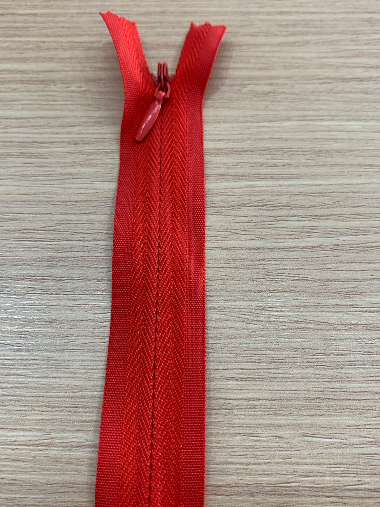 CIERRE/ZIPPER 25 cm # 10 INVISIBLE