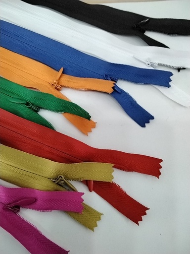 CIERRE/ZIPPER INVISIBLE #20 50cm