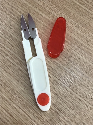 [TU-CRNA] TIJERA U COLOR CREMA Y NARANJA
