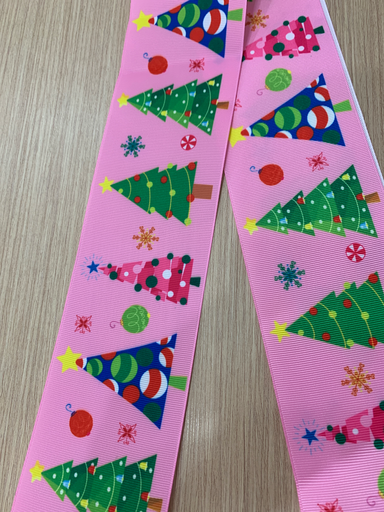 CINTA ESTAMPADA NAVIDAD 3" PINOS FONDO ROSADO