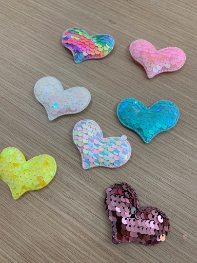CORAZONES ACOLCHADOS CON LENTEJUELAS 5cm 