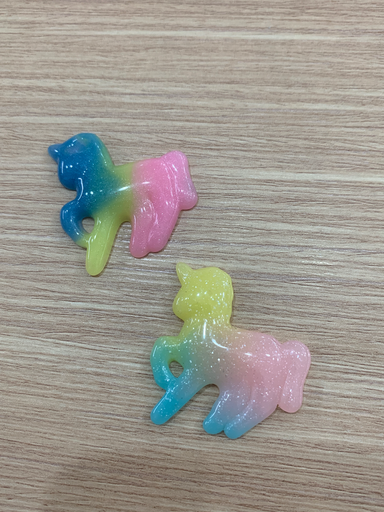 [APAUCPAS] APLIQUE ACRÍLICO PLANO  UNICORNIO MULTICOLOR PASTELES